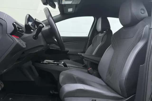 Volkswagen ID.5 (2023) thumbnail 5