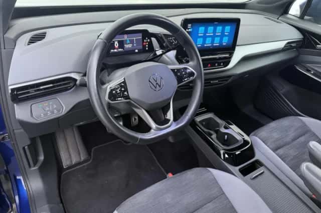 Volkswagen ID.4 (2023) thumbnail 4
