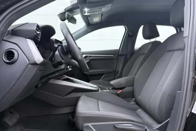 Audi A3 (2022) thumbnail 5