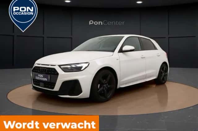 Audi A1 (2025) thumbnail 2