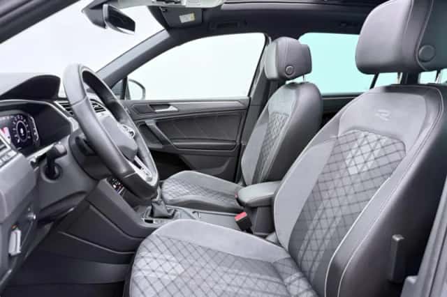 Volkswagen Tiguan (2023) thumbnail 5