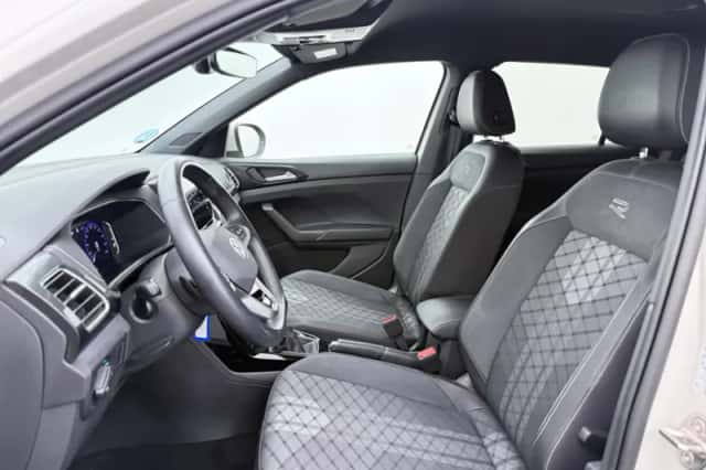 Volkswagen T-Cross (2025) thumbnail 5