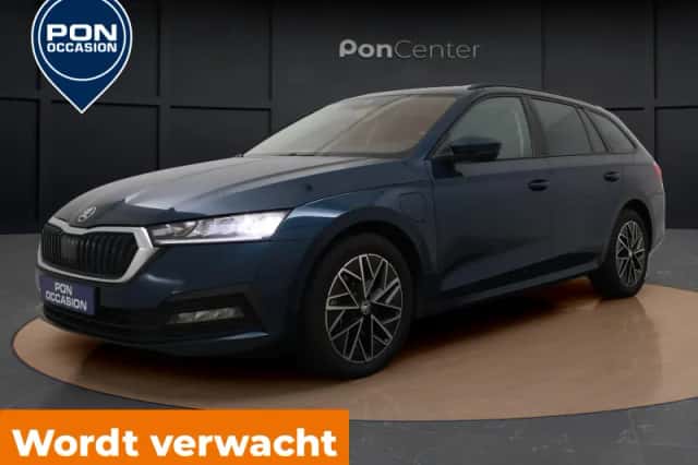 Škoda Octavia (2023) thumbnail 1
