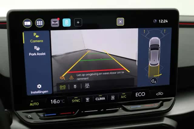 SEAT Leon (2026) thumbnail 12