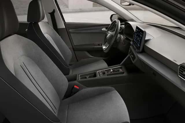 SEAT Leon (2026) thumbnail 4