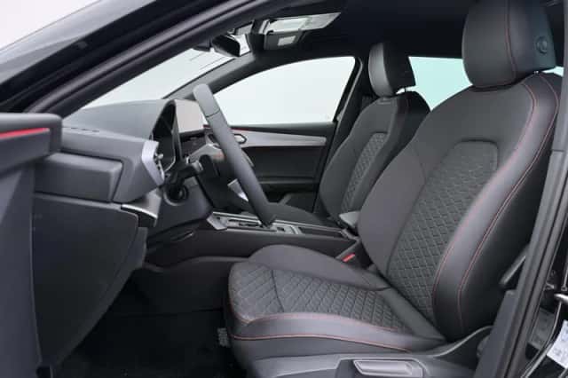 SEAT Leon (2026) thumbnail 5