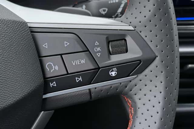 SEAT Leon (2026) thumbnail 9