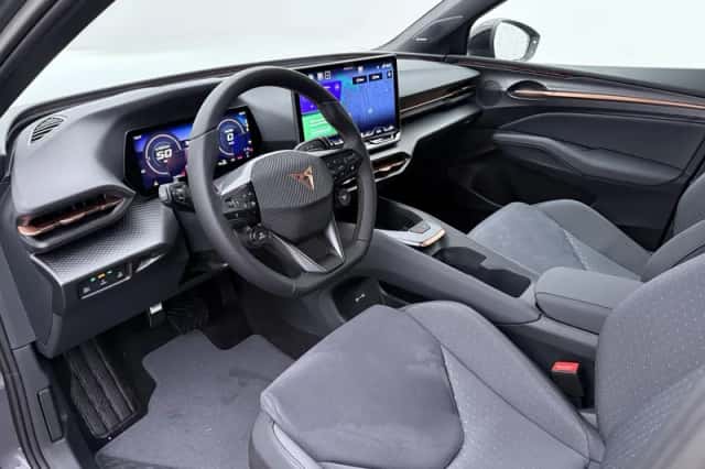 CUPRA Raval (2026) thumbnail 2