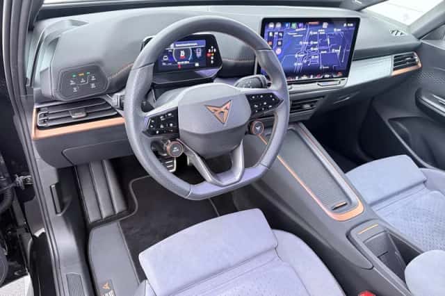 CUPRA Born (2025) thumbnail 3