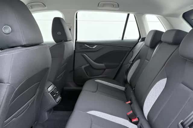 Škoda Kamiq (2026) thumbnail 6