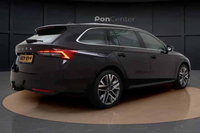 Škoda Octavia (2025) thumbnail 5
