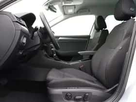Škoda Superb (2024) thumbnail 4