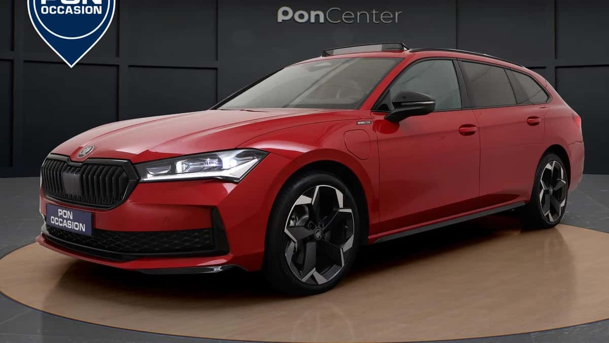 Škoda Superb (2025) — foto 1