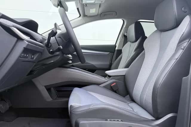 Škoda Enyaq (2026) thumbnail 3