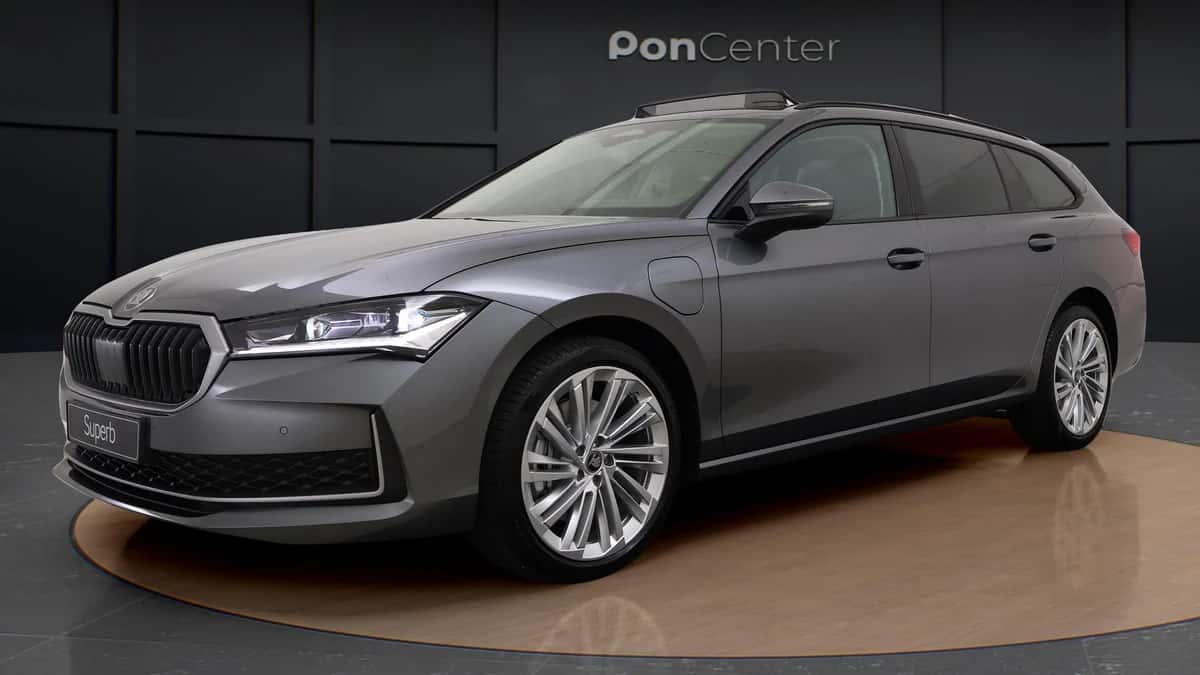 Škoda Superb (2026) — foto 1