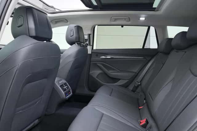 Škoda Superb (2026) thumbnail 7