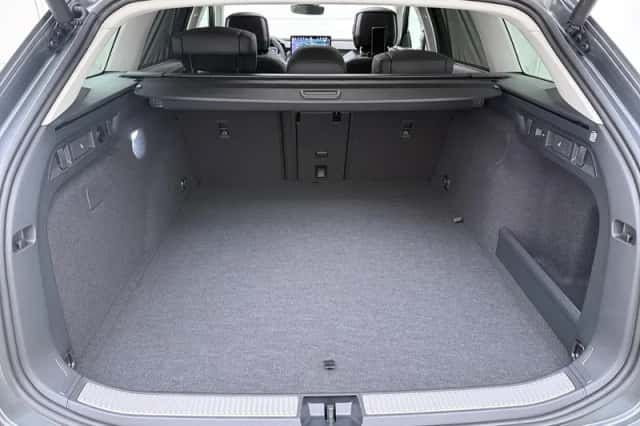 Škoda Superb (2026) thumbnail 8
