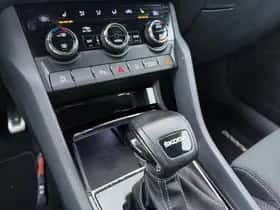 Škoda Karoq (2023) thumbnail 12