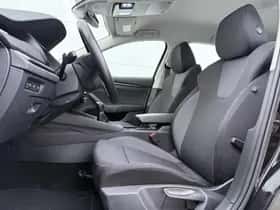 Škoda Octavia (2023) thumbnail 4