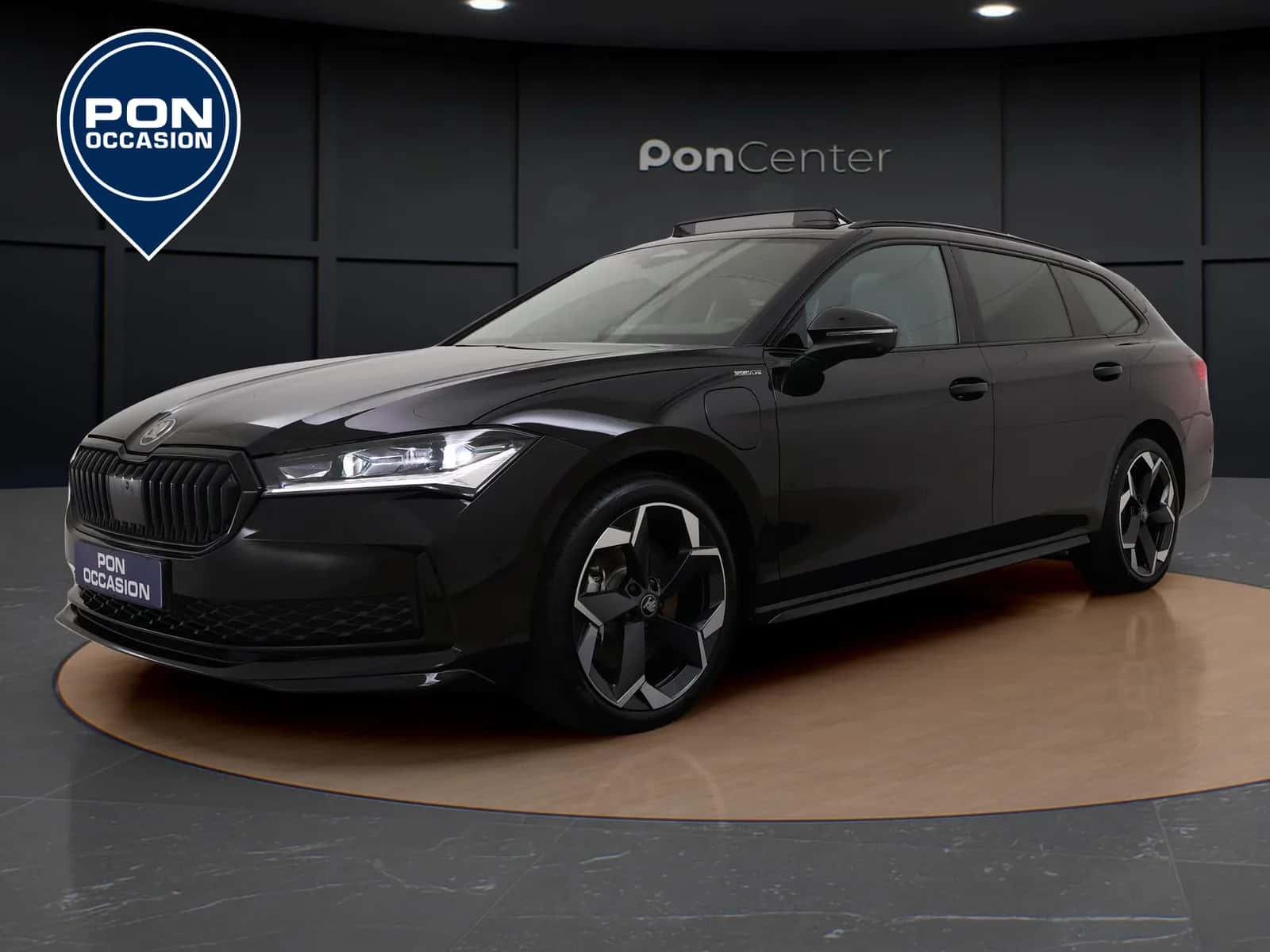 Škoda Superb (2025) — foto 1