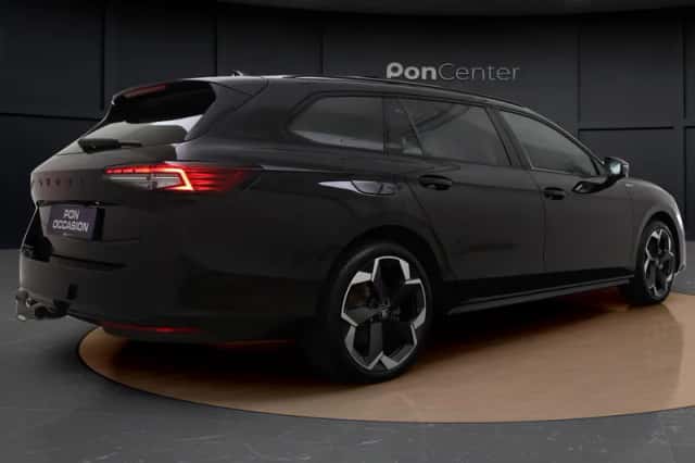 Škoda Superb (2025) thumbnail 5