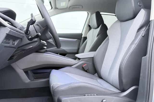 Škoda Enyaq (2026) thumbnail 3