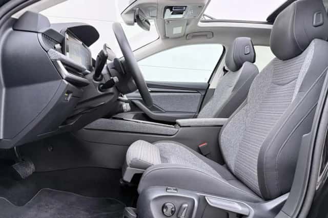 Škoda Superb (2024) thumbnail 4
