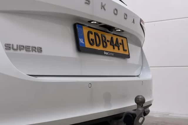 Škoda Superb (2024) thumbnail 9