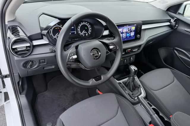 Škoda Fabia (2024) thumbnail 3
