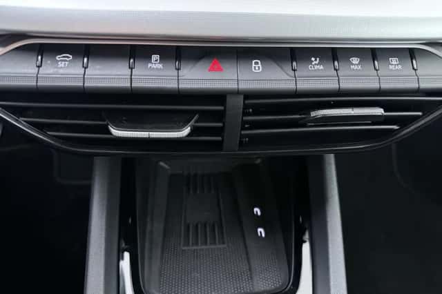 Škoda Octavia (2025) thumbnail 11