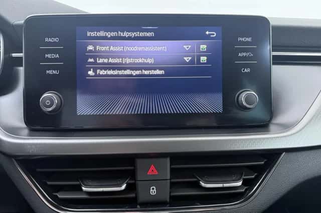 Škoda Kamiq (2021) thumbnail 10