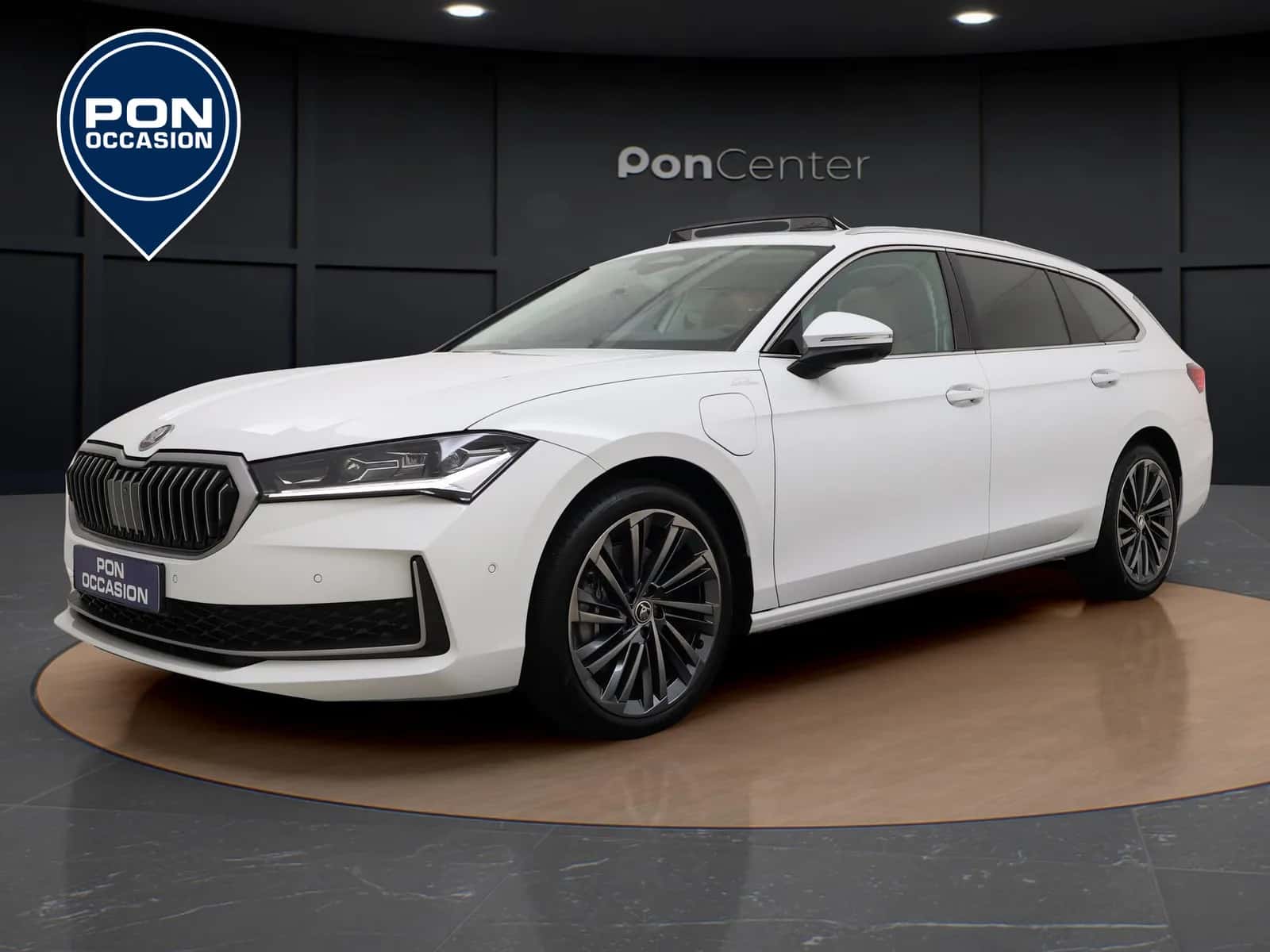 Škoda Superb (2025) — foto 1