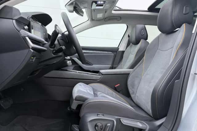 Škoda Superb (2025) thumbnail 3