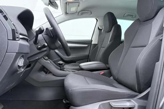 Škoda Karoq (2024) thumbnail 4