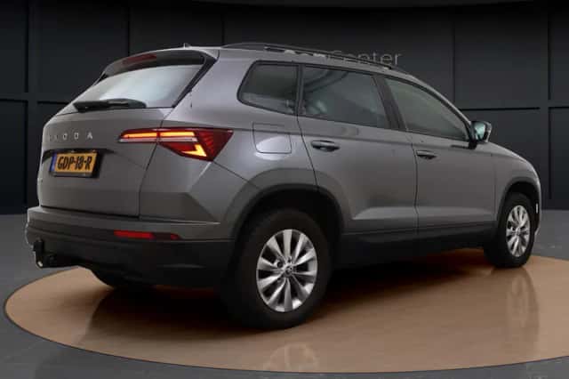 Škoda Karoq (2024) thumbnail 5
