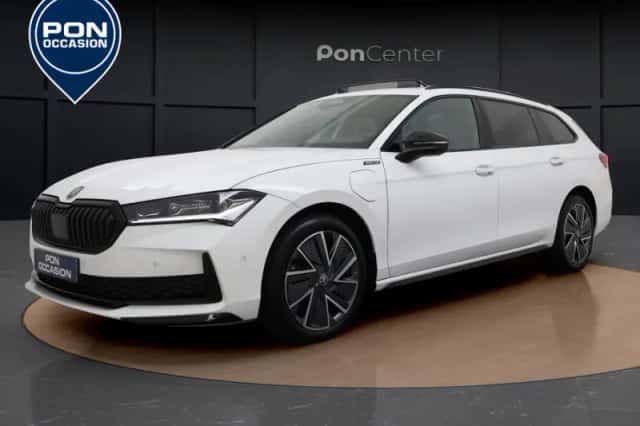 Škoda Superb (2025) thumbnail 2
