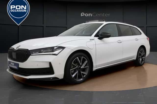 Škoda Superb (2025) thumbnail 2
