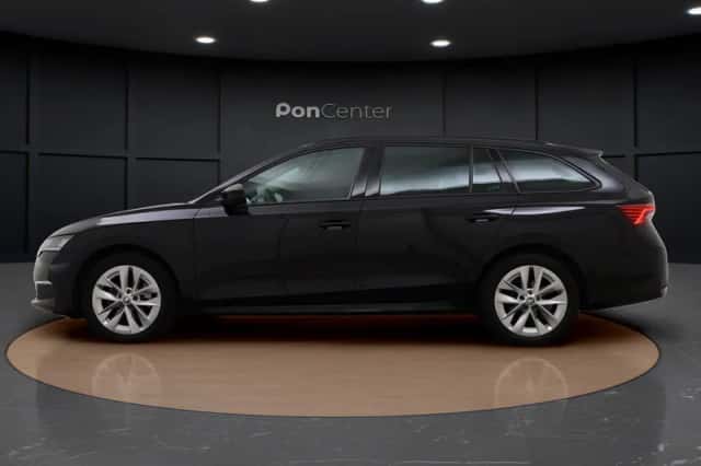 Škoda Octavia (2024) thumbnail 6