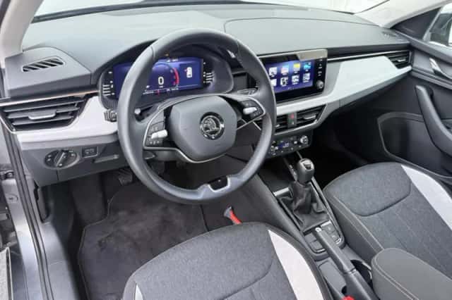 Škoda Kamiq (2024) thumbnail 4