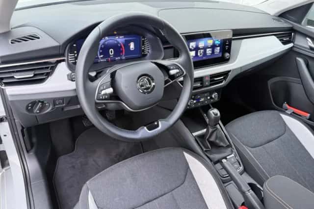 Škoda Scala (2024) thumbnail 4