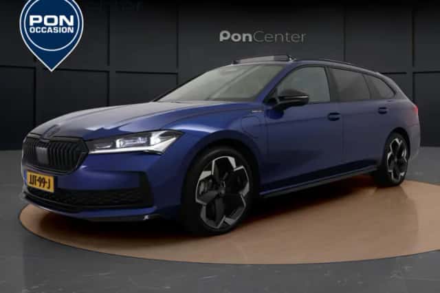Škoda Superb (2025) thumbnail 2