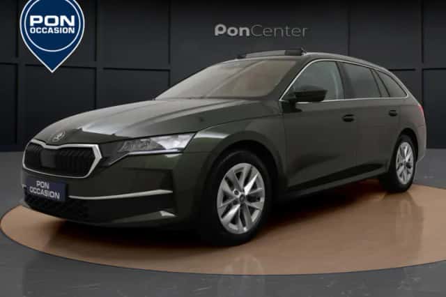 Škoda Octavia (2025) thumbnail 2
