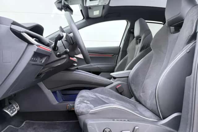 Škoda Enyaq (2025) thumbnail 5