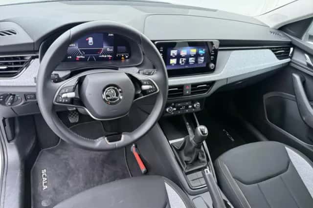 Škoda Scala (2024) thumbnail 4