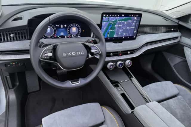 Škoda Superb (2025) thumbnail 4