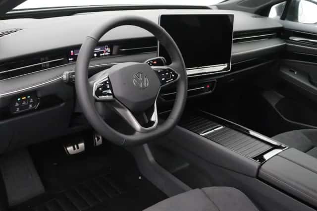 Volkswagen ID.7 (2026) thumbnail 2