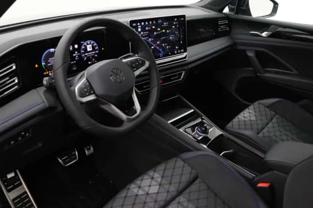 Volkswagen Tiguan (2026) thumbnail 2