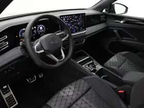 Volkswagen Tiguan (2026) thumbnail 2