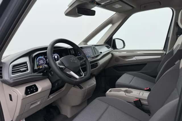 Volkswagen Multivan (2026) thumbnail 2