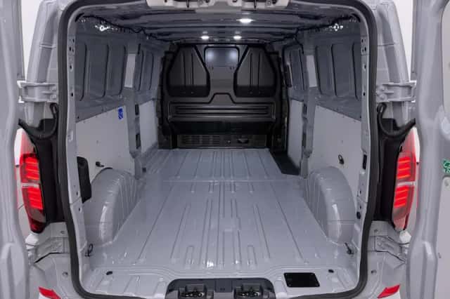 VW-Bedrijfswagens E-Transporter (2026) thumbnail 8